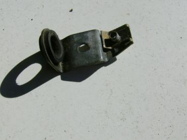 Antennenhalter Kofferraum 518-M5 E28 5/81-12/87