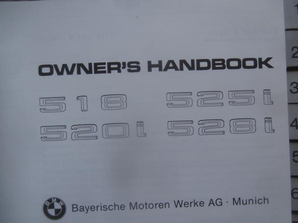 BMW 518 520i 525i 528i Owners Handbook Oktober 1981 NEU ohne Einträge