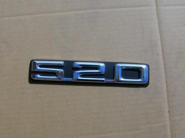 BMW Emblem 520 E12 8/76-8/78 NOS
