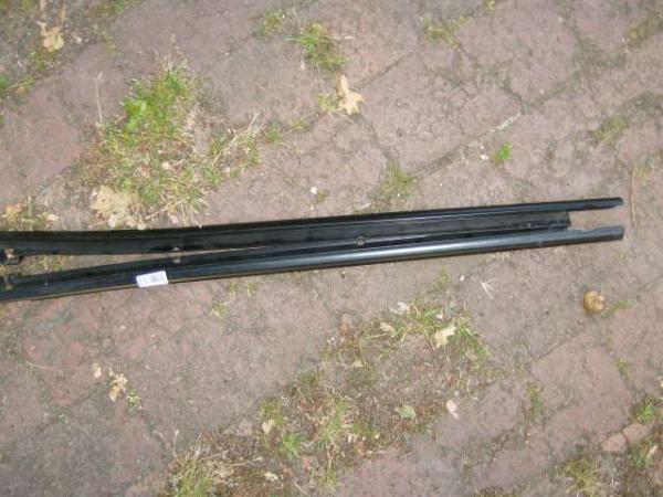 Satz Shadowline Schachtleisten Vorn Innen 5/86-12/87