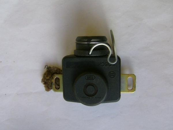Drosseklappenschalter Rundstecker 520i 525e 528e Katalysator E28 [792]
